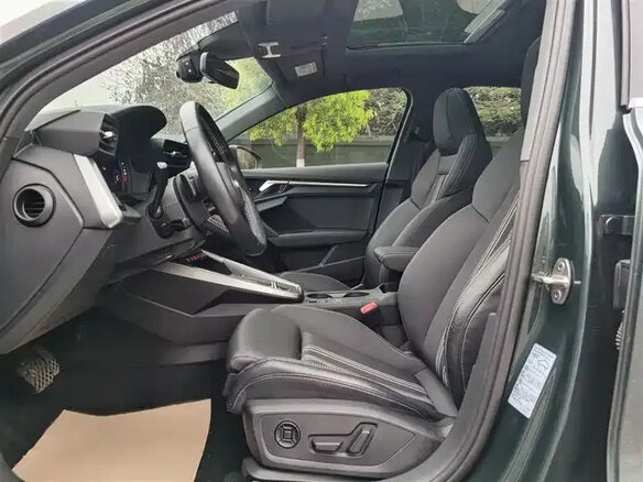2023 Audi A3 Sportback 35 TFSI IV (8Y), зелёный, 1920911 рублей - вид 12