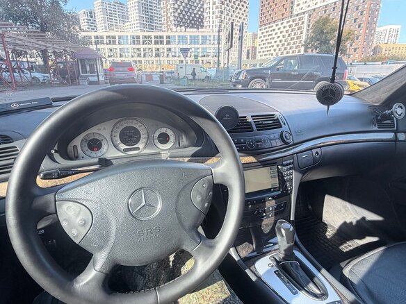 2004 Mercedes-Benz E-Класс 280 III (W211, S211), чёрный, 1350000 рублей - вид 8