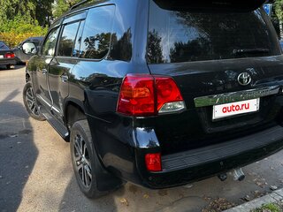 2014 Toyota Land Cruiser 200 Series Рестайлинг 1, чёрный, 4300000 рублей, вид 3