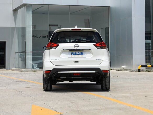 2026 Nissan X-Trail III Рестайлинг 2, белый, 2650000 рублей - вид 7