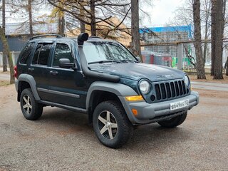 2004 Jeep Liberty (North America) I, зелёный, 699000 рублей, вид 3