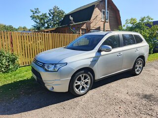 2013 Mitsubishi Outlander III, серый, 1600000 рублей, вид 1