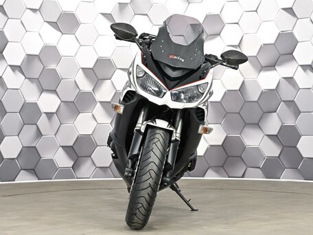 2011 Kawasaki Ninja 1000, белый, 649000 рублей, вид 5