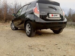 2014 Toyota Aqua I Рестайлинг, чёрный, 850000 рублей, вид 4