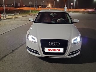2011 Audi A3 II (8P) Рестайлинг 2, белый, 900000 рублей, вид 2