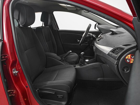 2011 Renault Fluence I, красный - вид 7