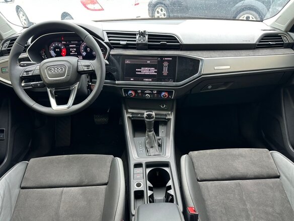 2022 Audi Q3 35 TFSI II (F3), серый, 2350013 рублей - вид 8