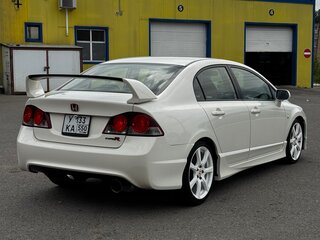 2008 Honda Civic Type R VIII Рестайлинг, белый, 1650000 рублей, вид 4