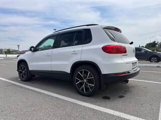 2011 Volkswagen Tiguan I Рестайлинг, белый, 1299000 рублей, вид 4
