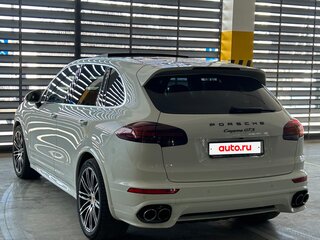 2015 Porsche Cayenne GTS II Рестайлинг (958), белый, 6100000 рублей, вид 4