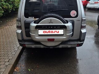 2007 Mitsubishi Pajero IV, серебристый, 990000 рублей, вид 4