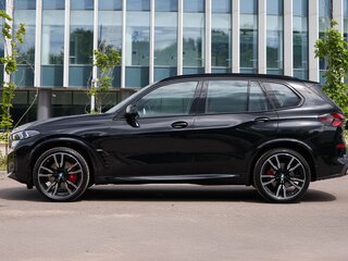 2025 BMW X5 40i IV (G05/G18) Рестайлинг, чёрный, 13490000 рублей, вид 3