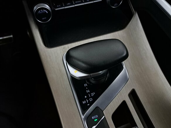 2022 Geely Coolray I, красный, 1740000 рублей - вид 16