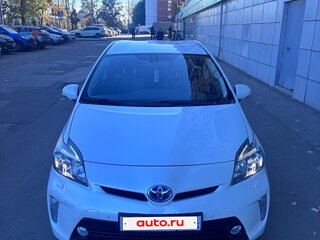 2012 Toyota Prius PHV ZVW35 III Рестайлинг (XW30), белый, 1300000 рублей, вид 2