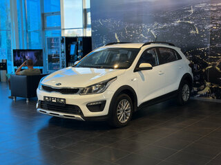 2020 Kia Rio X-Line IV, белый, 1400000 рублей, вид 3