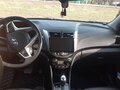 2012 Hyundai Solaris I, серебристый, 1100000 рублей - вид 7