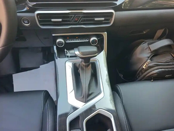 2025 Geely Binyue I Рестайлинг 2, белый, 1580000 рублей - вид 9
