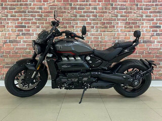 2026 Triumph Rocket 3, серый, 3800000 рублей, вид 1