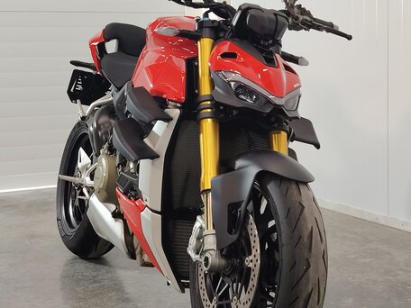 2020 Ducati Streetfighter V4, красный, 1429000 рублей, вид 3