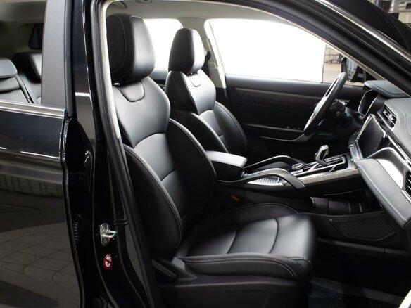 2024 Geely Atlas Pro, чёрный, 2140000 рублей - вид 8