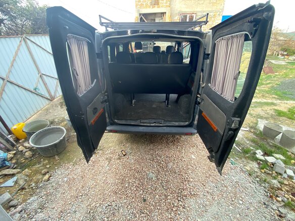 2005 Opel Vivaro A, чёрный - вид 11