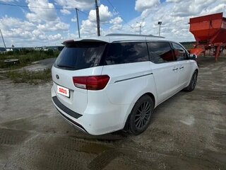 2018 Kia Carnival III, белый, 2900000 рублей, вид 4