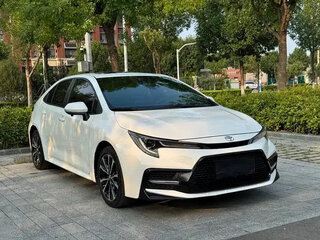 2023 Toyota Levin XII (E210) Рестайлинг, белый, 1550000 рублей, вид 3