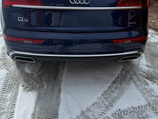 2022 Audi Q5 45 TFSI II (FY) Рестайлинг, синий, 5000000 рублей, вид 2