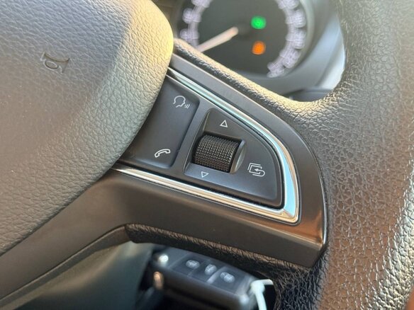 2019 Skoda Rapid I Рестайлинг, красный, 1685000 рублей - вид 14