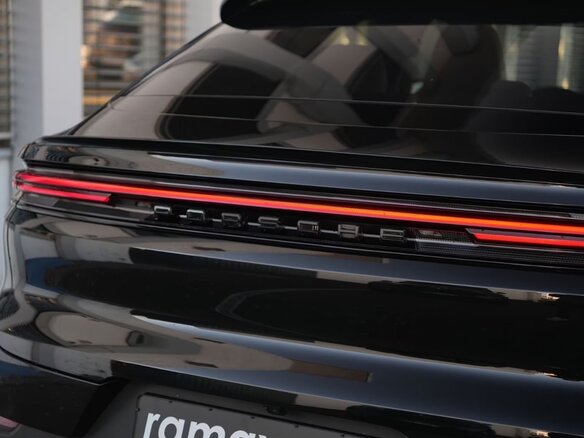 2025 Porsche Cayenne E-Hybrid Coupé III Рестайлинг, чёрный - вид 29