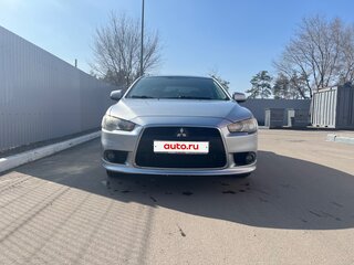 2011 Mitsubishi Lancer X Рестайлинг, серебристый, 830000 рублей, вид 1