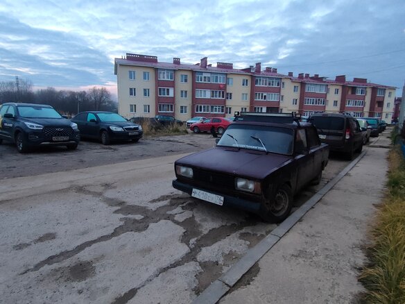 2008 Lada (ВАЗ) 2105, пурпурный, 100000 рублей - вид 6