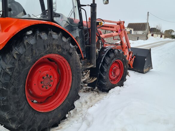 2012 Lamborghini DL25, красный, 1700000 рублей - вид 4