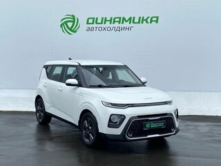 2021 Kia Soul III, белый, 1375000 рублей, вид 3