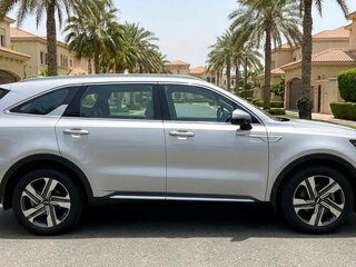 2023 Kia Sorento IV, серебристый, 4650000 рублей, вид 5
