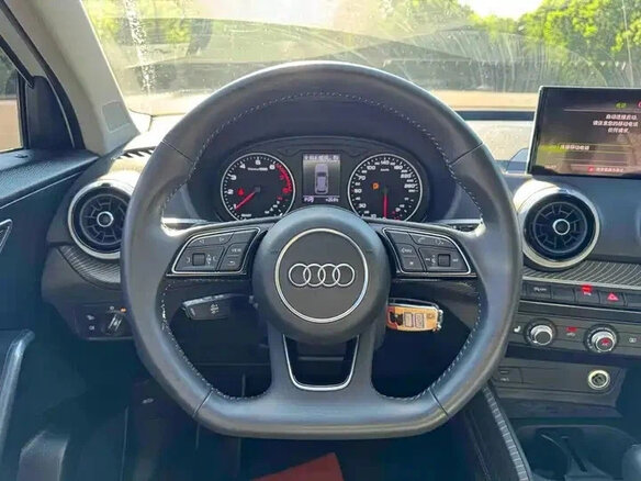 2022 Audi Q2 35 TFSI I Рестайлинг, белый - вид 11