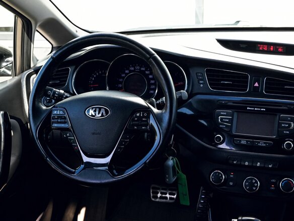 2014 Kia Ceed II, коричневый, 1259000 рублей - вид 18