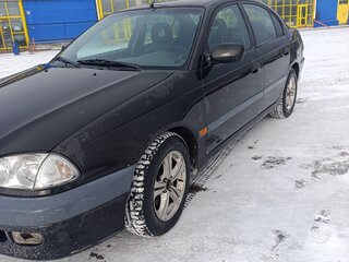 2001 Toyota Avensis I Рестайлинг, чёрный, 420000 рублей, вид 2