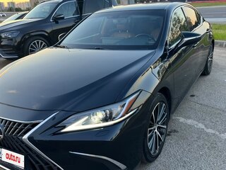 2022 Lexus ES 250 VII Рестайлинг, чёрный, 3520000 рублей, вид 4