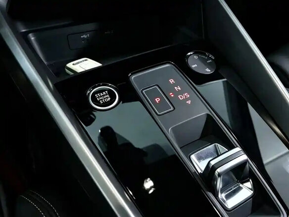 2023 Audi A3 35 TFSI IV (8Y), зелёный - вид 12
