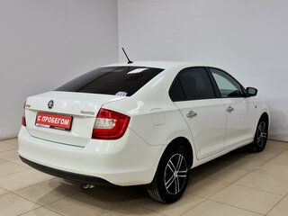 2015 Skoda Rapid I, белый, 985000 рублей, вид 4