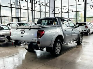 2011 Mitsubishi L200 IV, серебристый, 1180000 рублей, вид 4