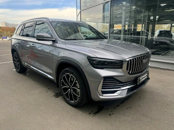 2025 Geely Monjaro (Xingyue L) I Рестайлинг (China Market), серебристый, 4400000 рублей