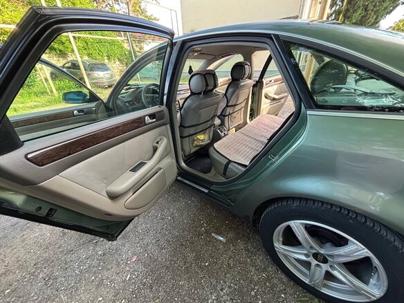2001 Audi A6 II (C5) Рестайлинг, зелёный, 490000 рублей - вид 12