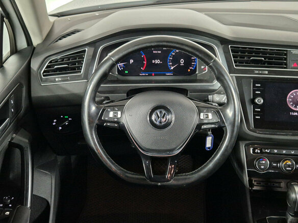 2020 Volkswagen Tiguan II, белый, 2029000 рублей - вид 10