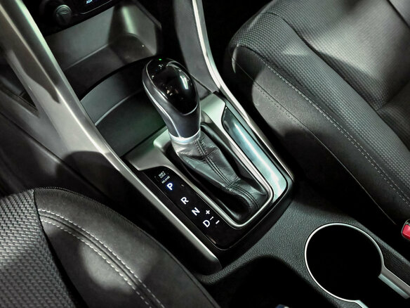 2013 Hyundai i30 II, красный, 920000 рублей - вид 14
