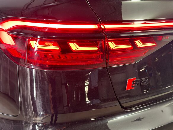 2021 Audi S8 Long IV (D5), чёрный, 11290000 рублей - вид 12
