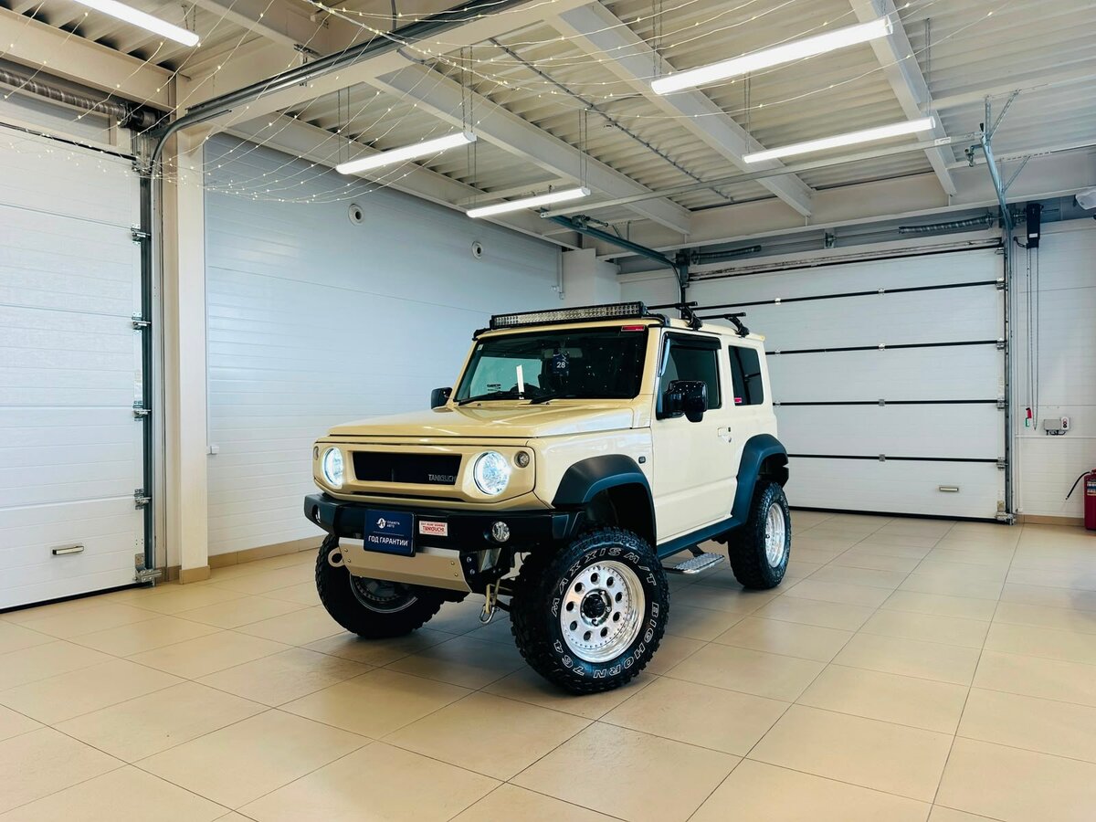 Открыть фотографии: Suzuki Jimny IV