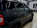2018 Chevrolet Niva I Рестайлинг, чёрный, 800000 рублей - вид 2