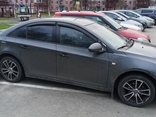 2012 Chevrolet Cruze I Рестайлинг, серебристый, 600000 рублей, вид 4